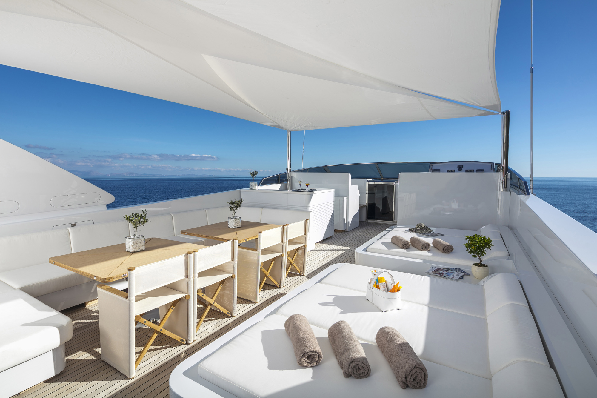Sundeck with optional shade.jpg