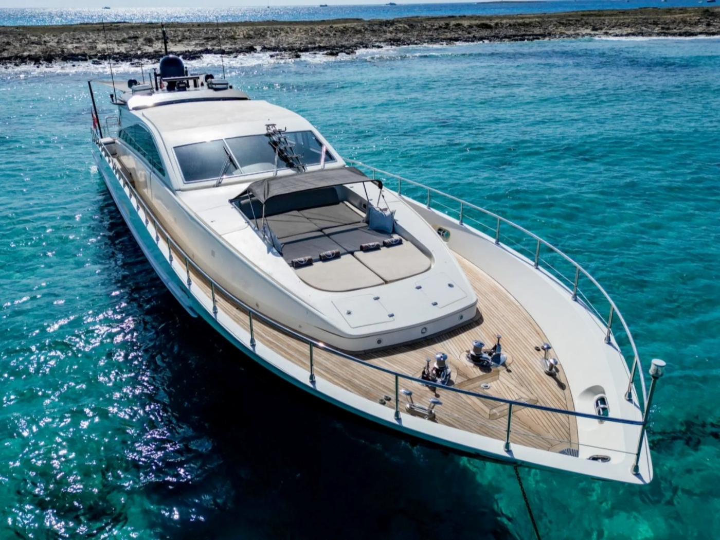 Superayacht AYA ONE.jpg