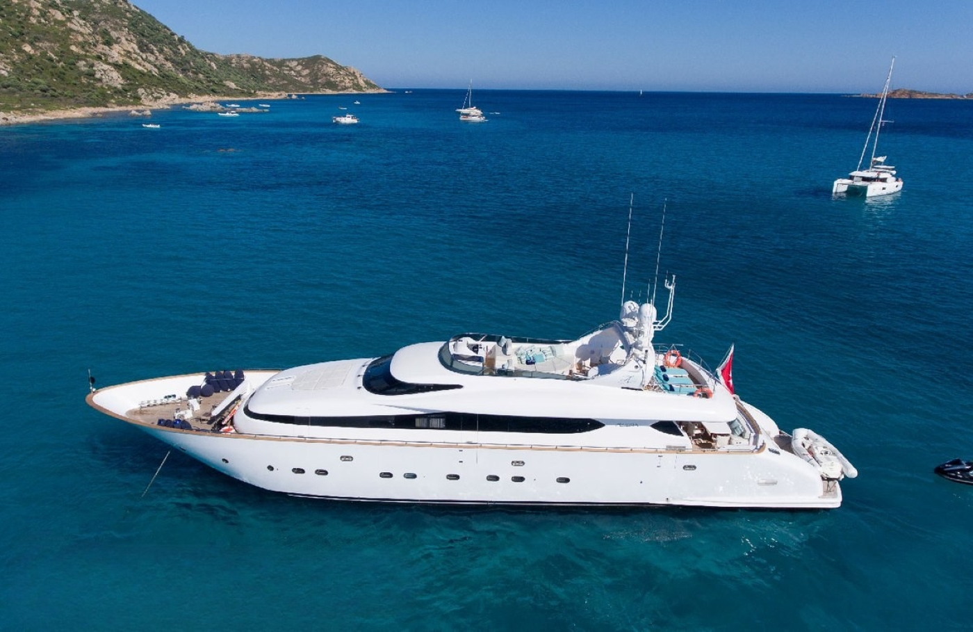 Superyacht AMAYA.jpg