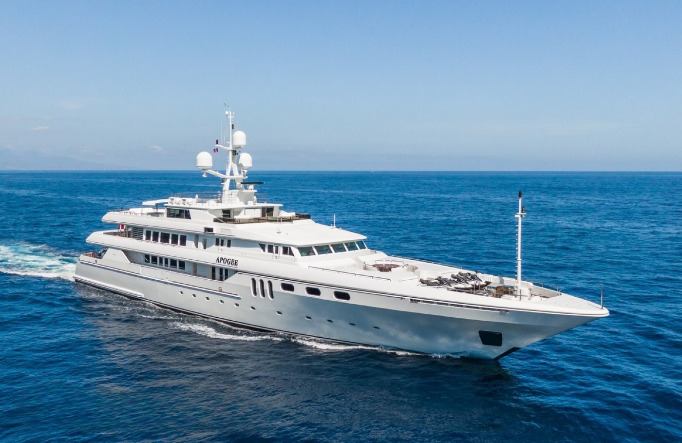 Superyacht APOGEE.jpg