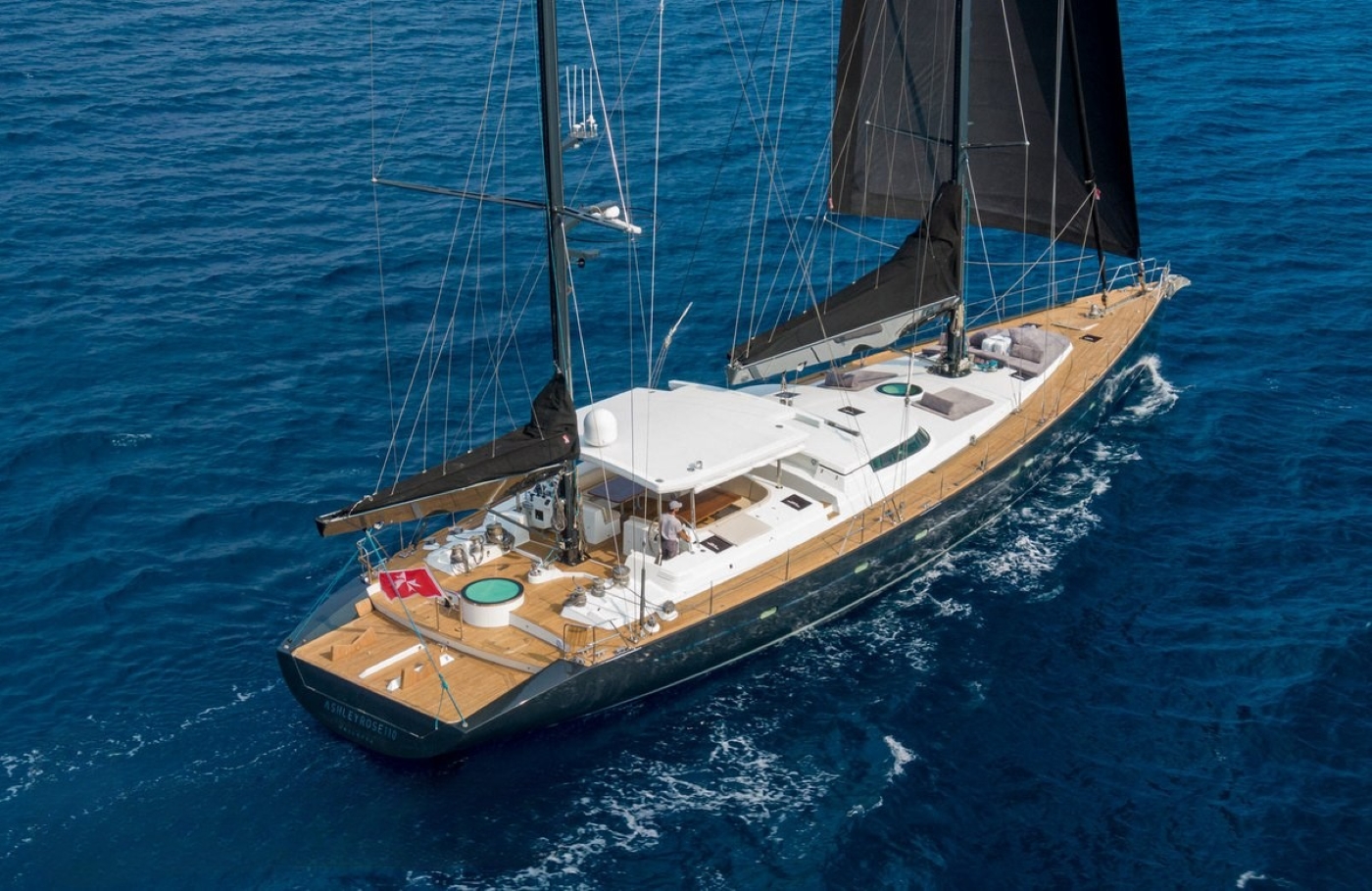 Superyacht ASHLEYROSE.jpg