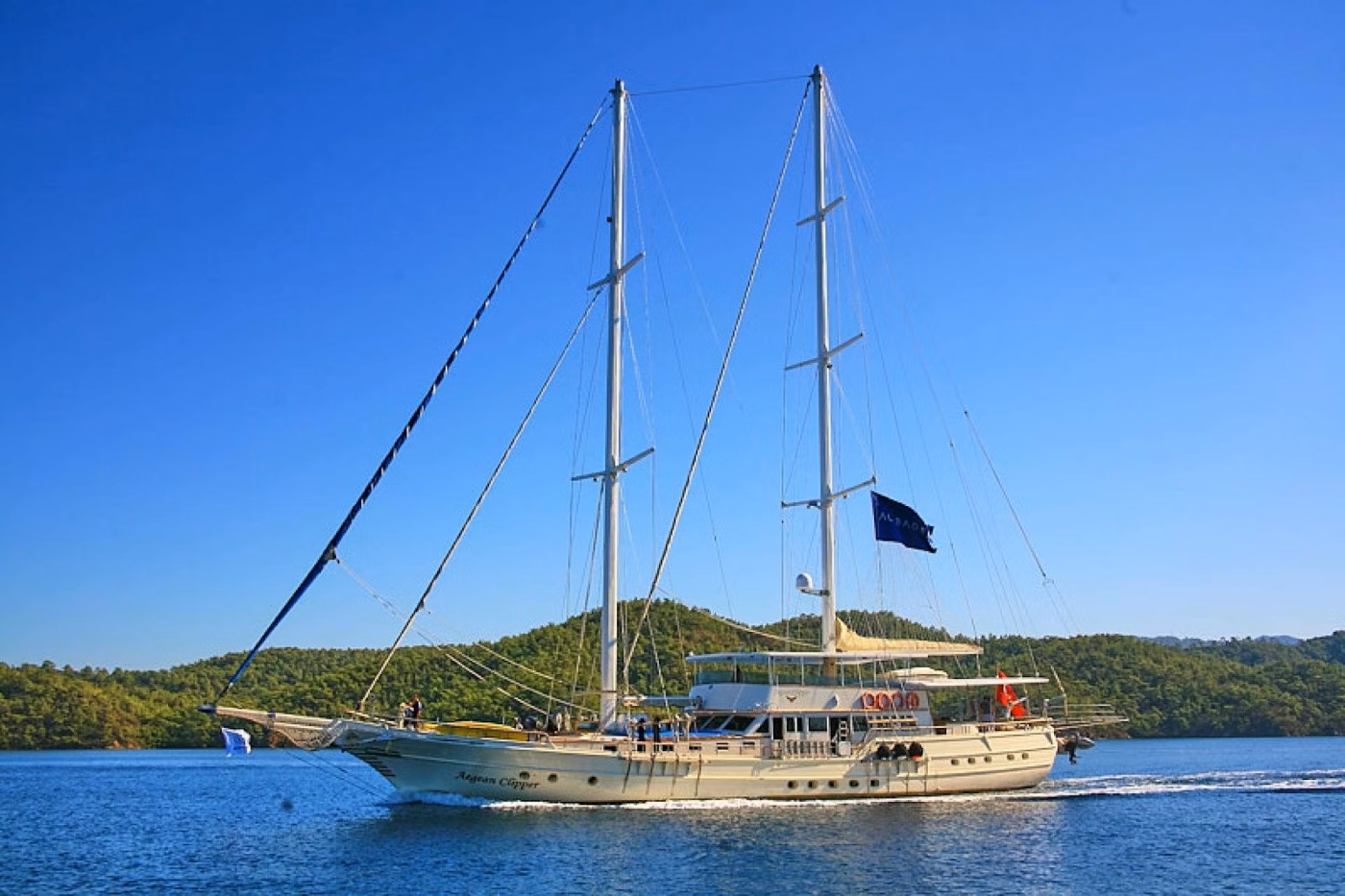 Superyacht Aegean Clipper.jpg
