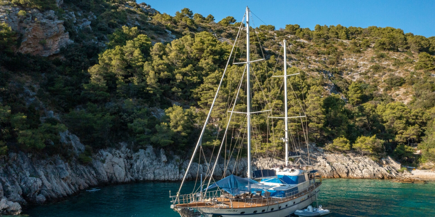 Superyacht Alba.jpg