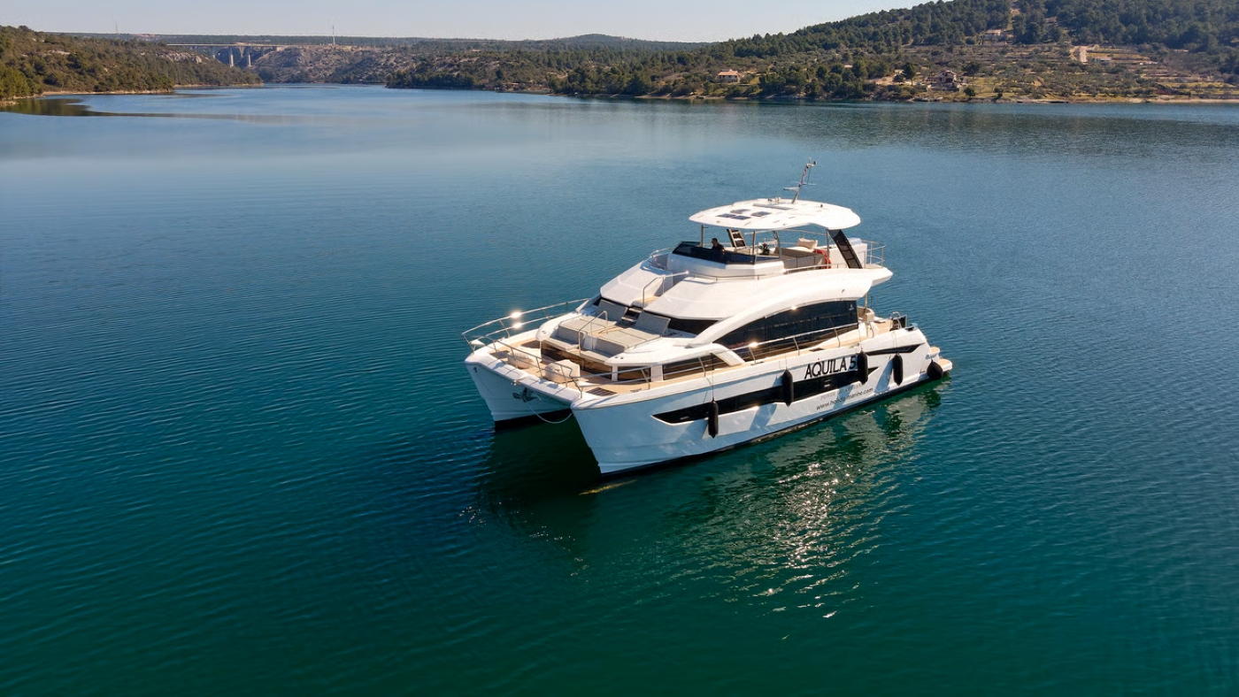 Superyacht BY MY SIDE.jpg