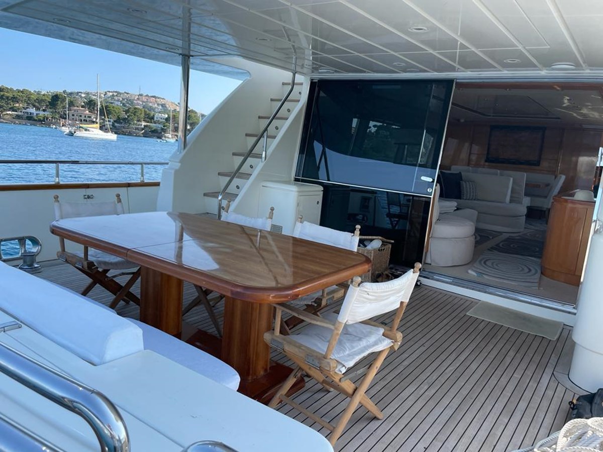 Superyacht GEORG I main deck aft.jpg