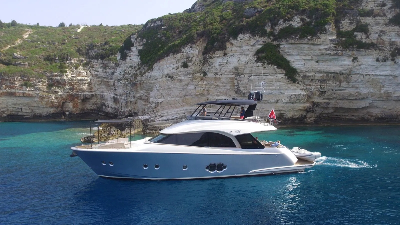 Superyacht IT'S MAGIC.jpg