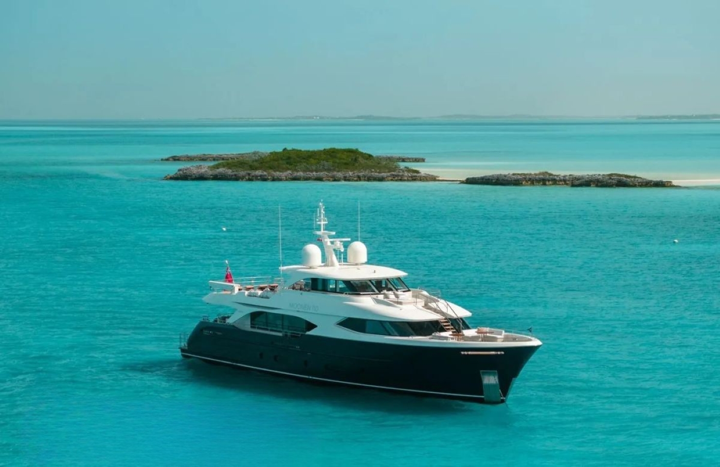 Superyacht MIDNIGHT SAGA.jpg