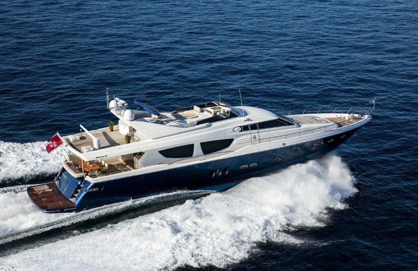 Superyacht MYTHOS G.jpg
