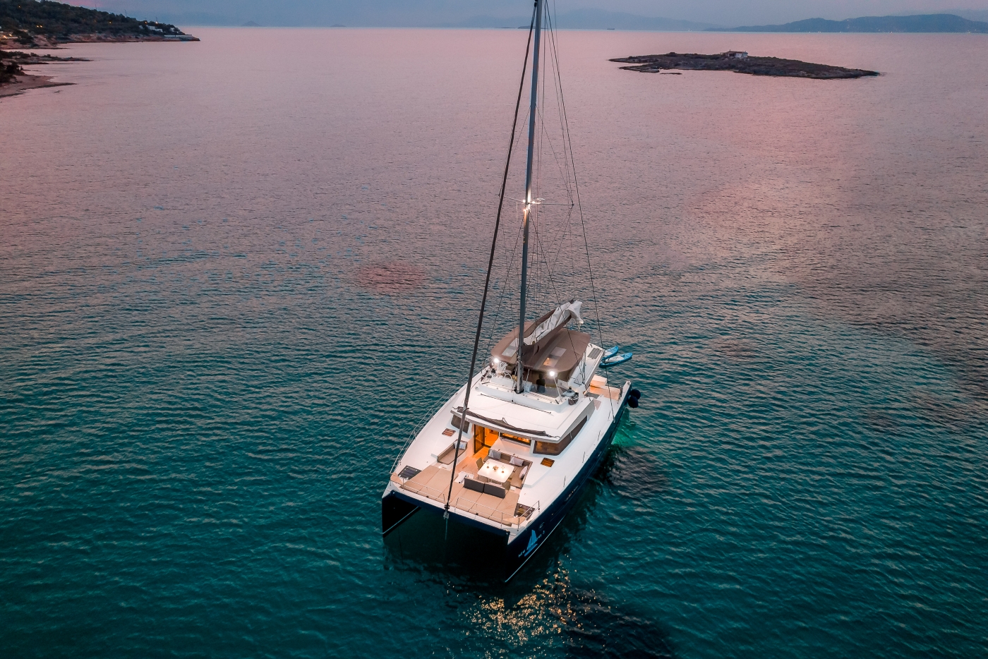 Superyacht NEW HORIZONS 3.jpg