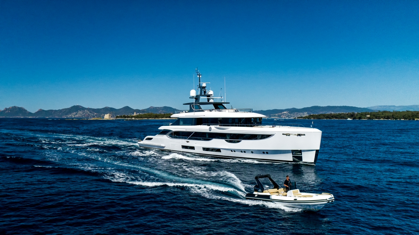 Superyacht NORTHERN ESCAPE.jpg