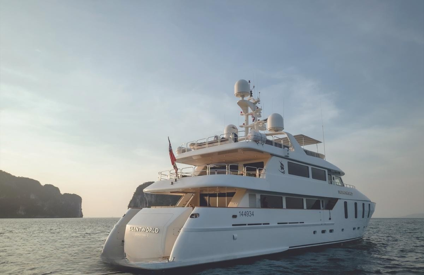 Superyacht SILENTWORLD.jpg