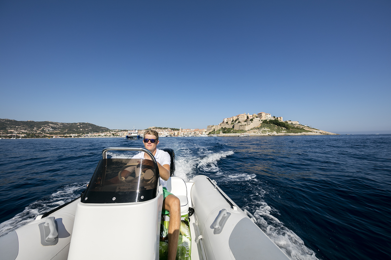 Tender with center console.jpg