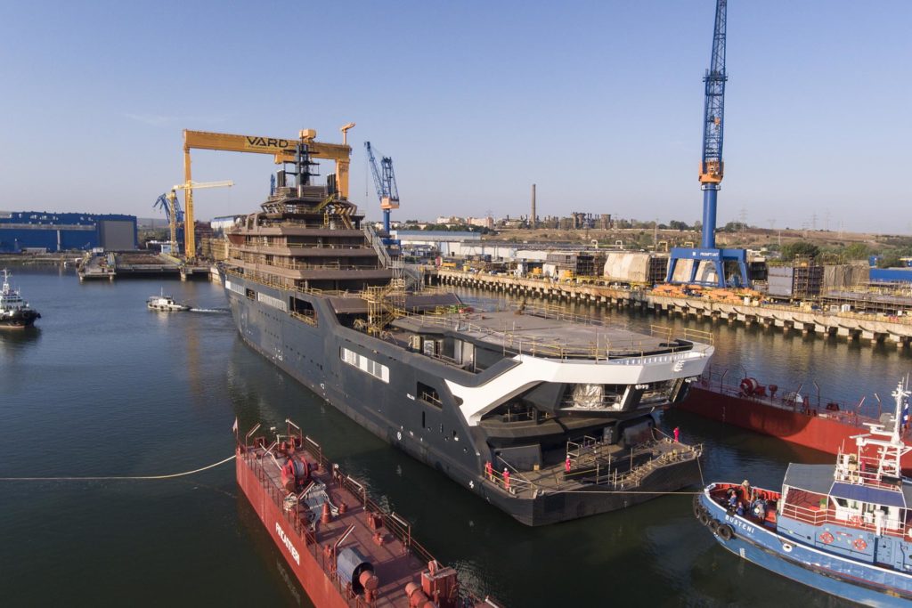 The largest expedition yacht REV Ocean.jpg