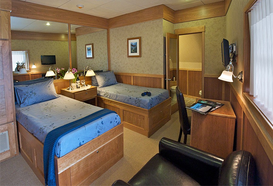 Twin cabin.jpg