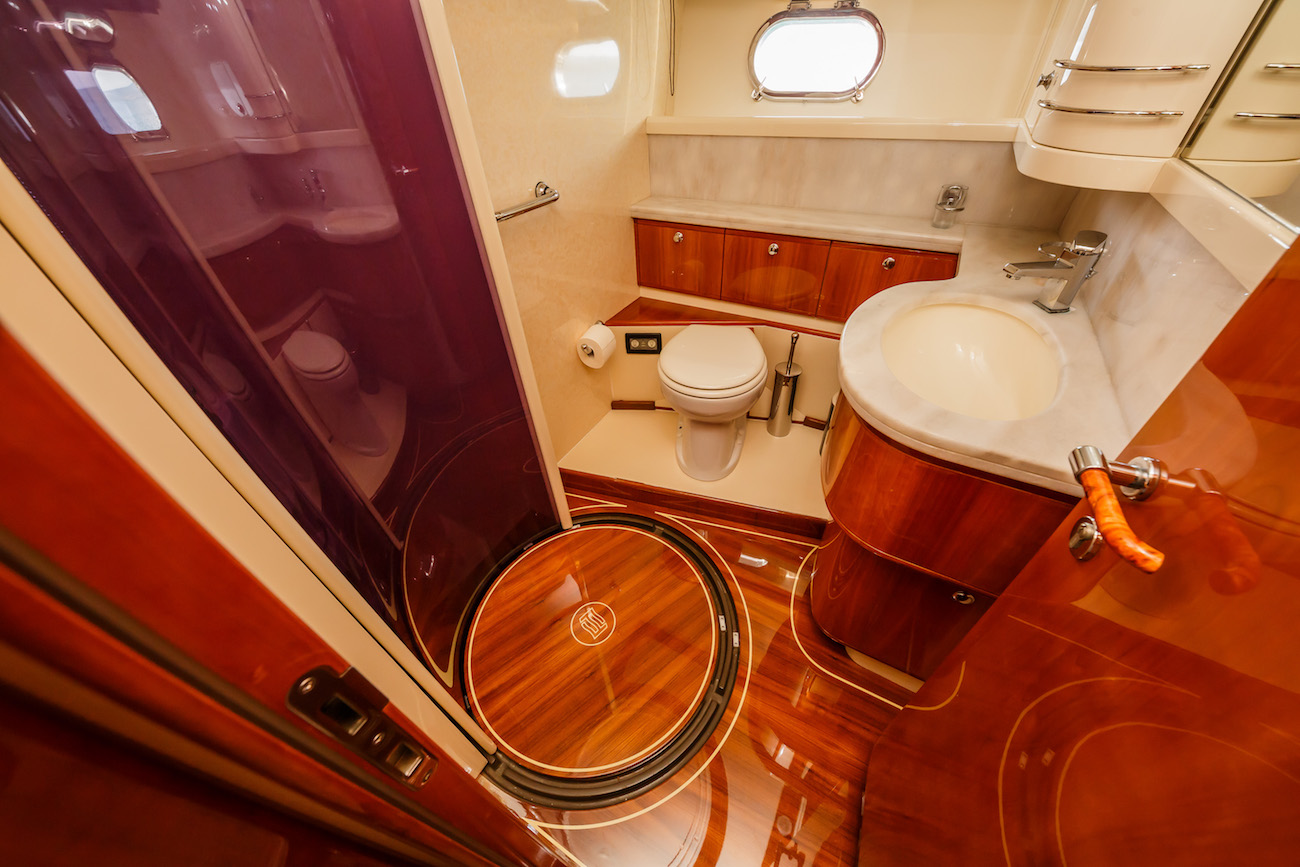Twin ensuite bathroom.jpg