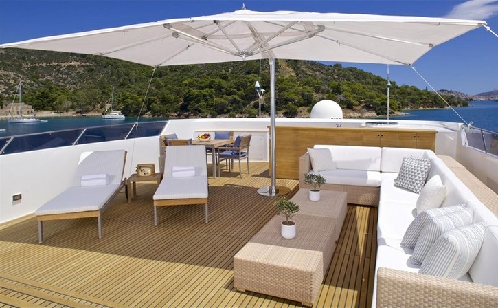 Upper deck 00006.jpg