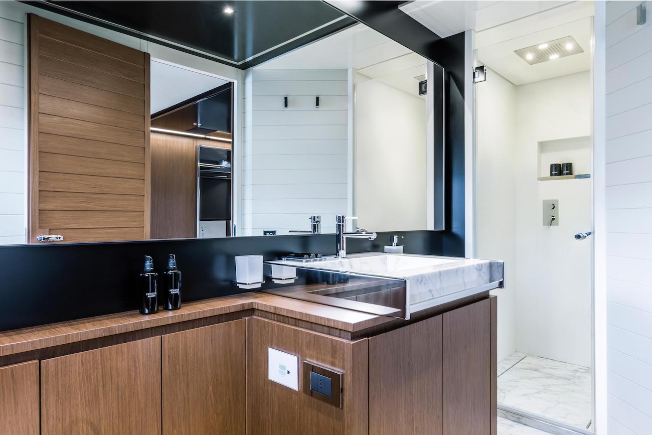 VIP Bathroom.jpg