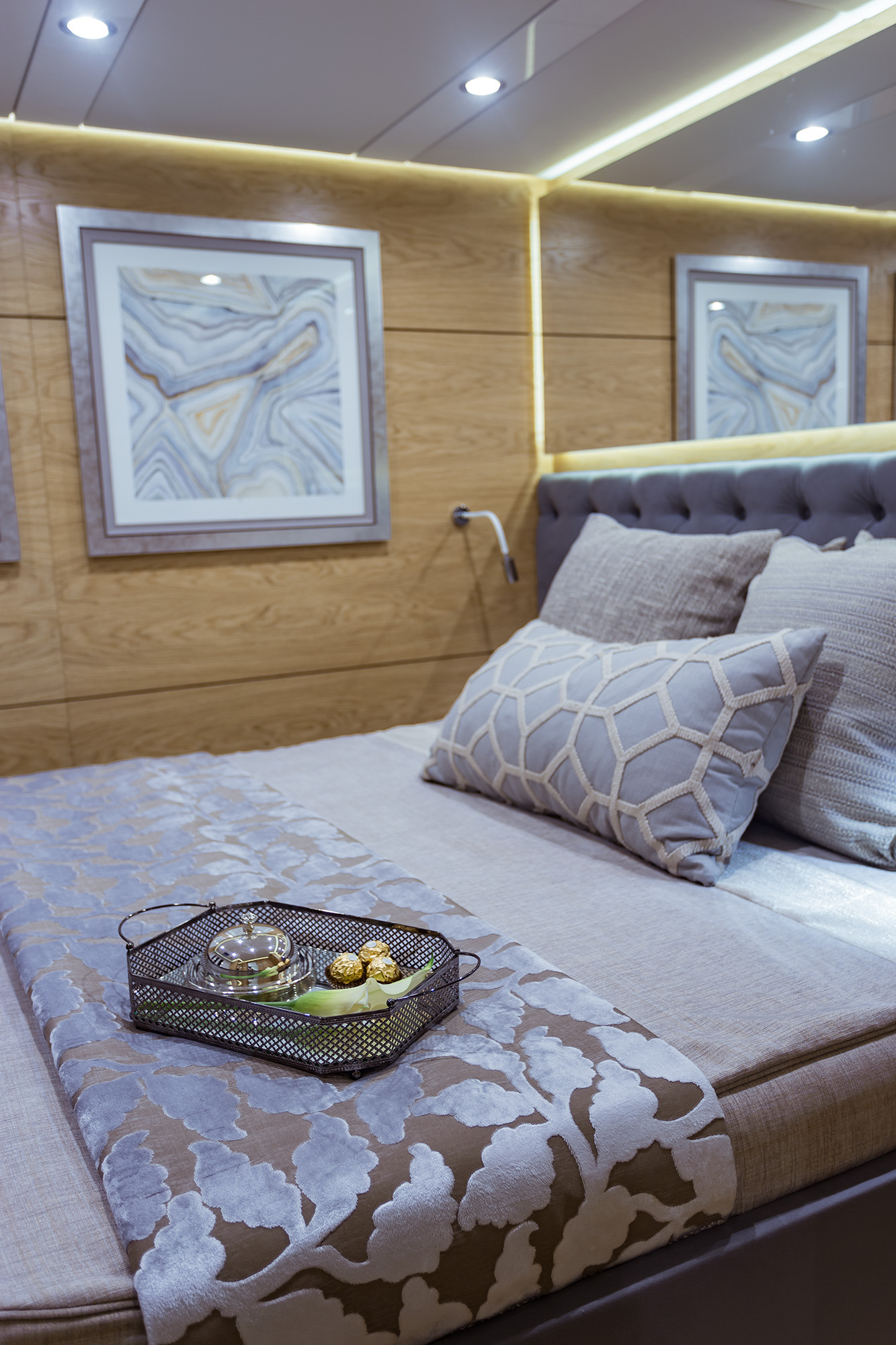 VIP cabin detail.jpg