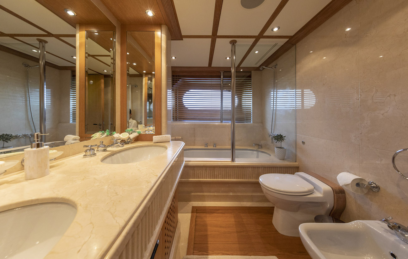VIP en suite.jpg