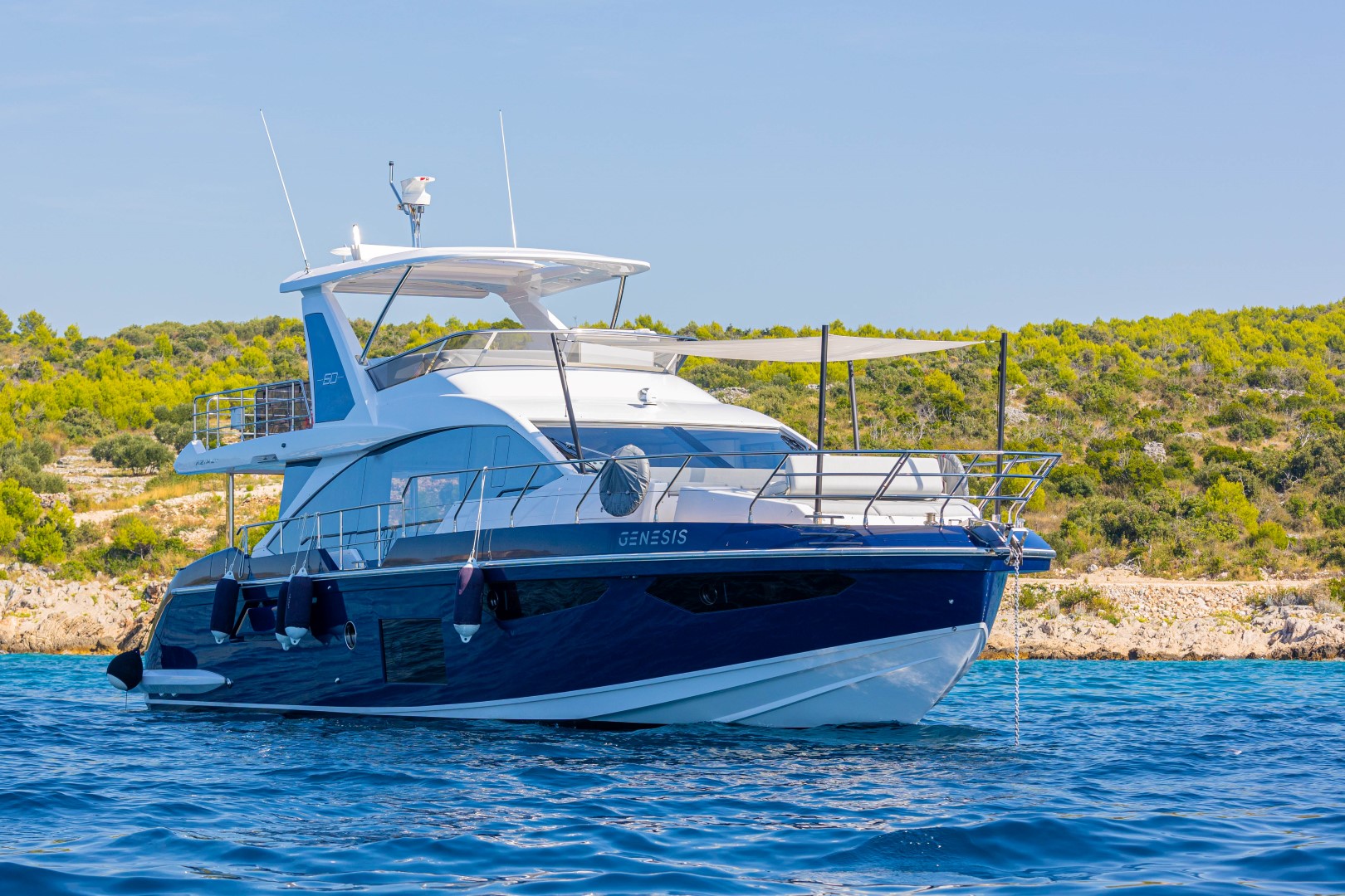 YACHT GENESIS.jpg