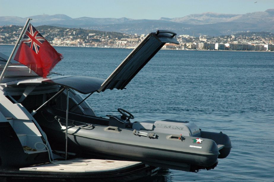 Yacht Baia 78 7.jpg