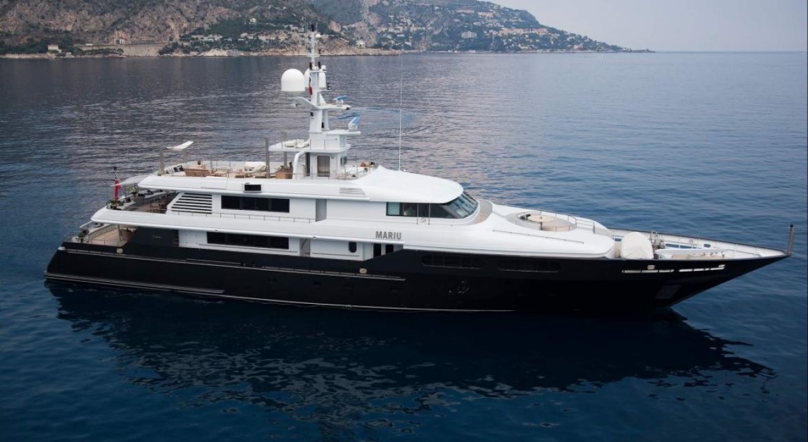 Yacht MARIU - Profile 2.jpg