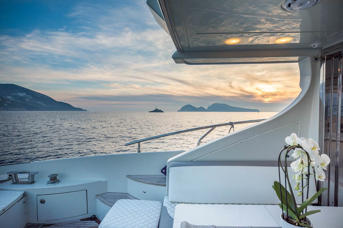 ZEUS Exterior - Aft deck.jpg