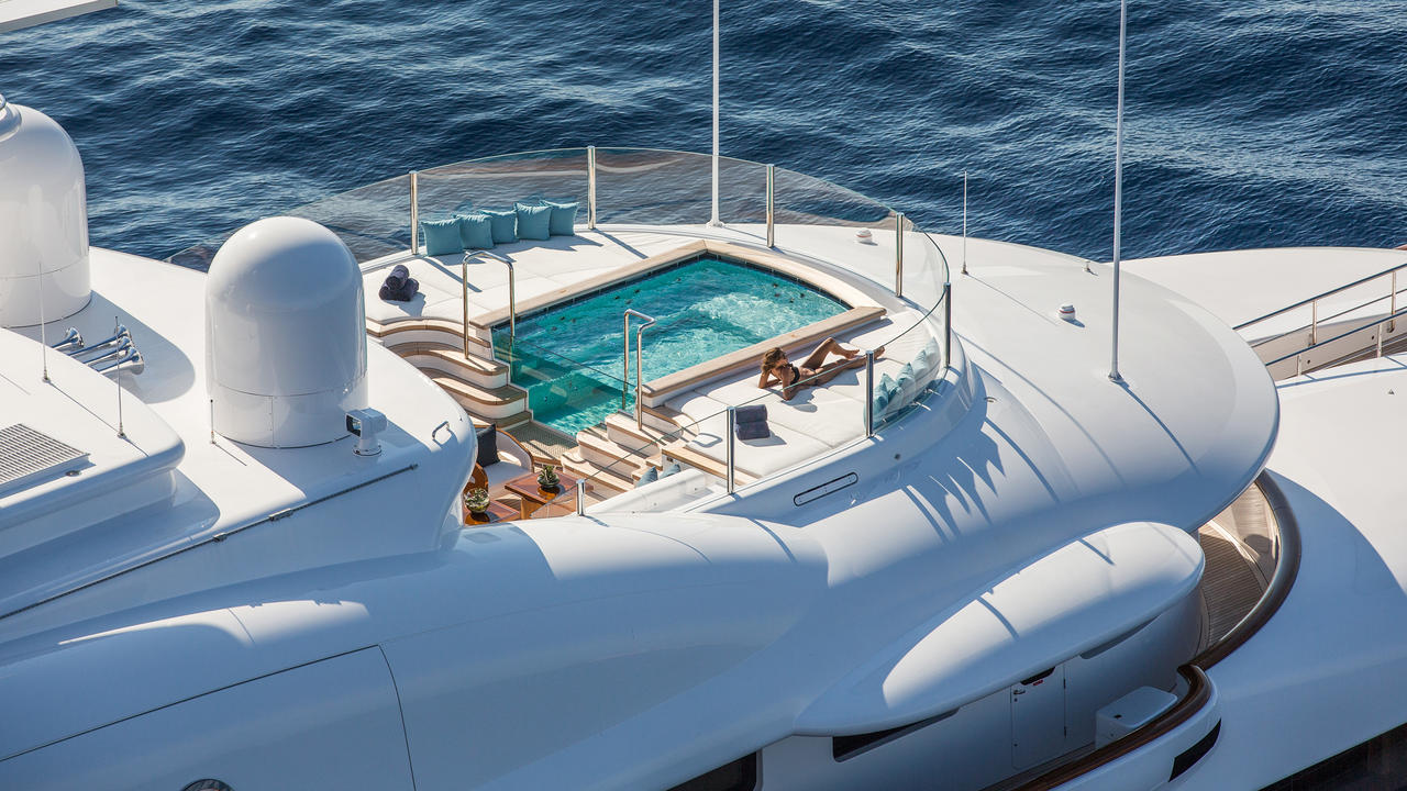 aerial view of the sun deck Photo credit Rupert Peace.jpg