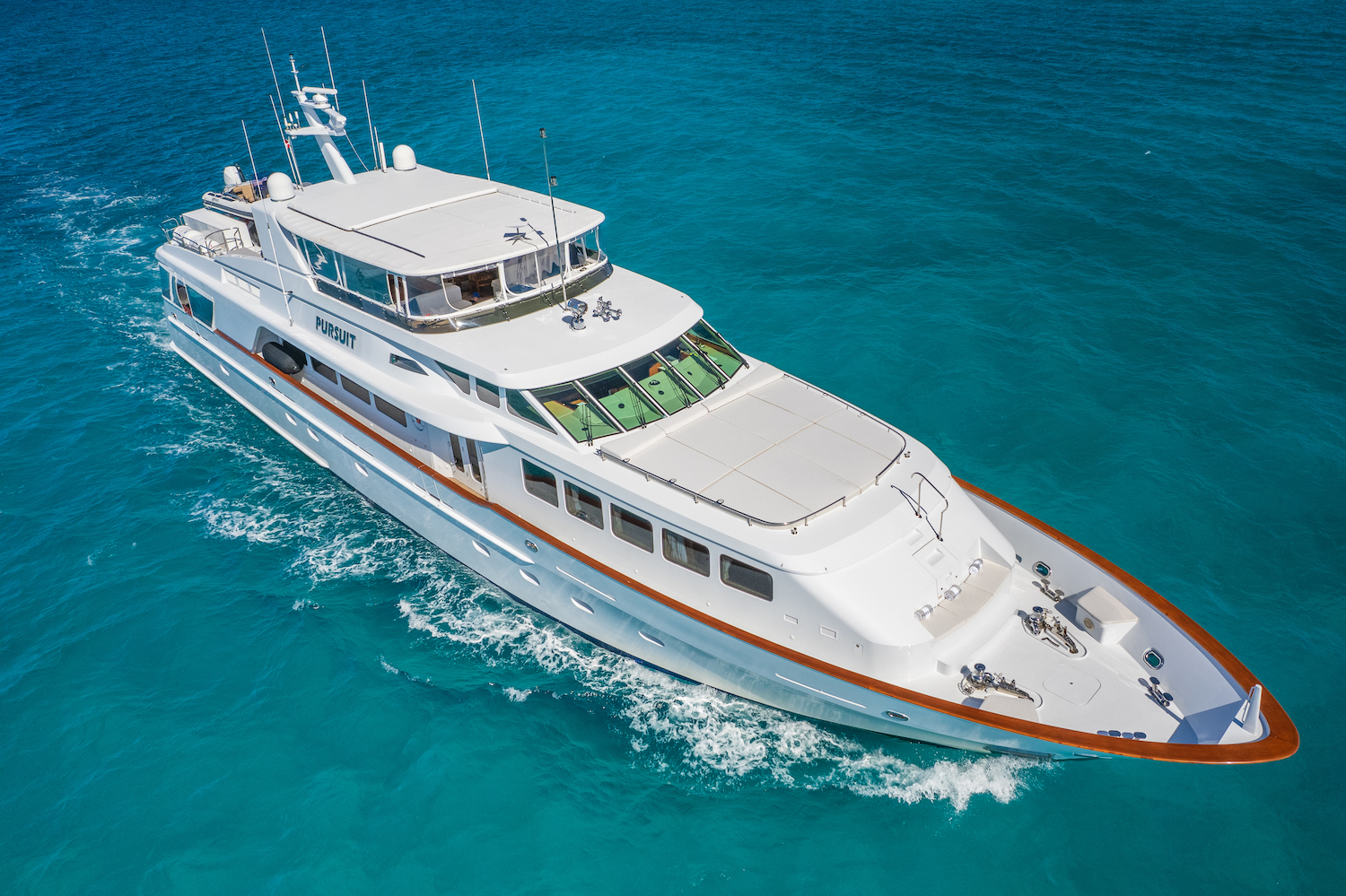 aerial view of yacht PURSUIT.jpg