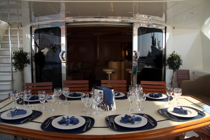 aft deck al fresco dining .jpg
