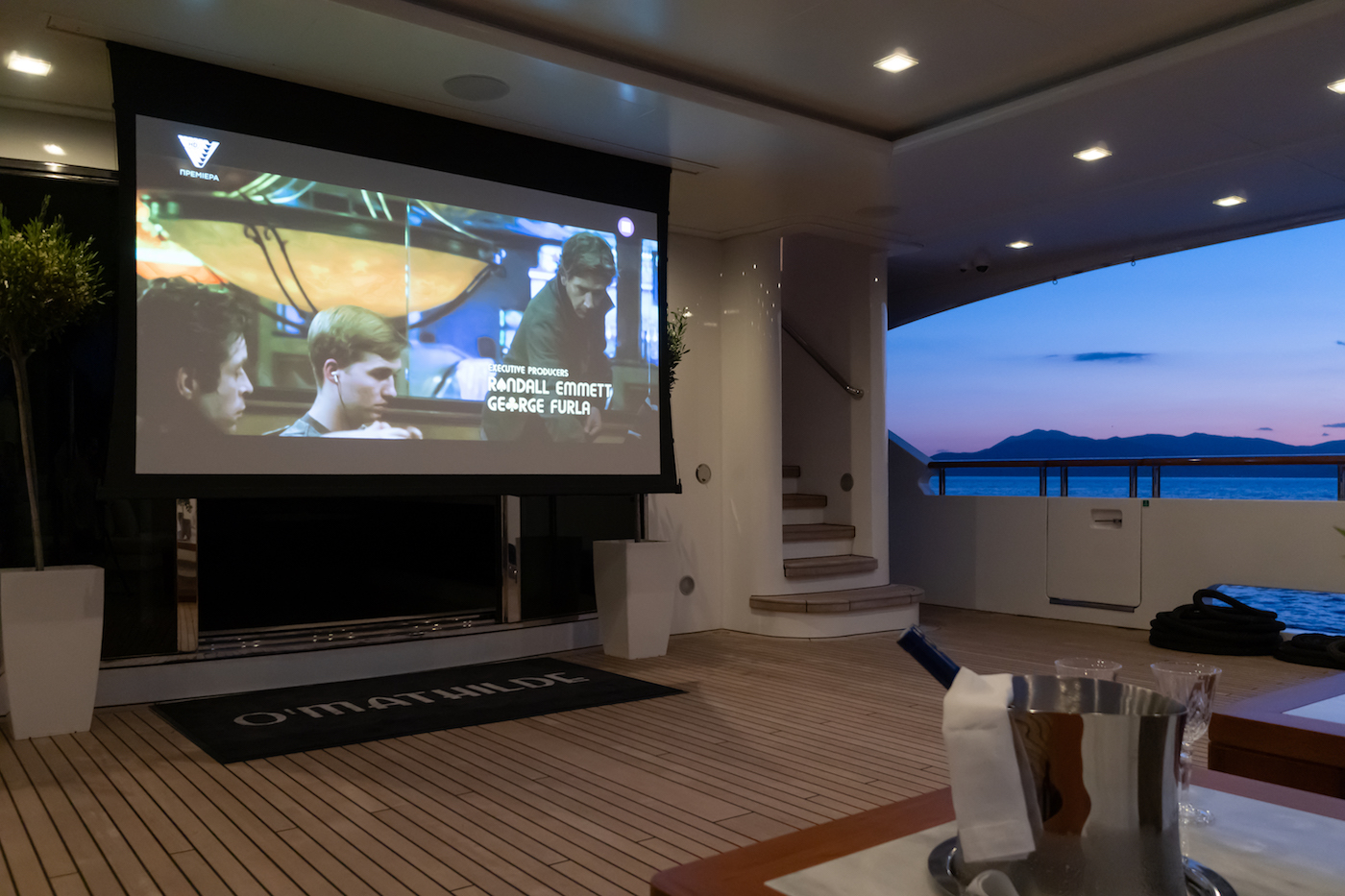 aft deck outdoor cinema.jpg