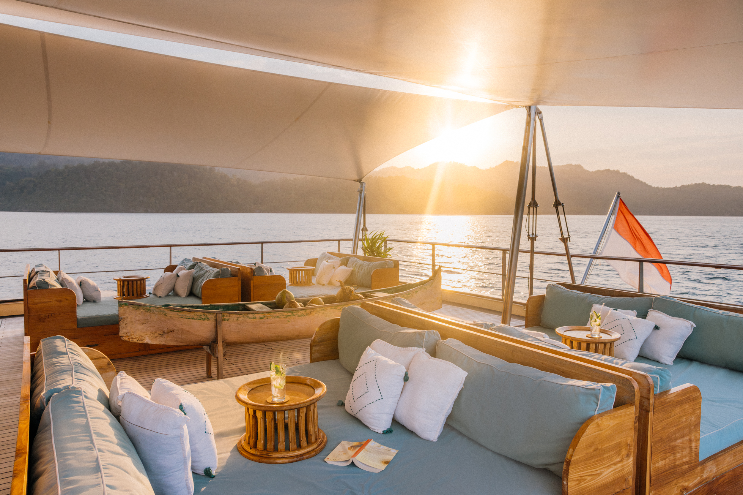 al fresco relaxation area - Kudanil - Jack Johns.jpg
