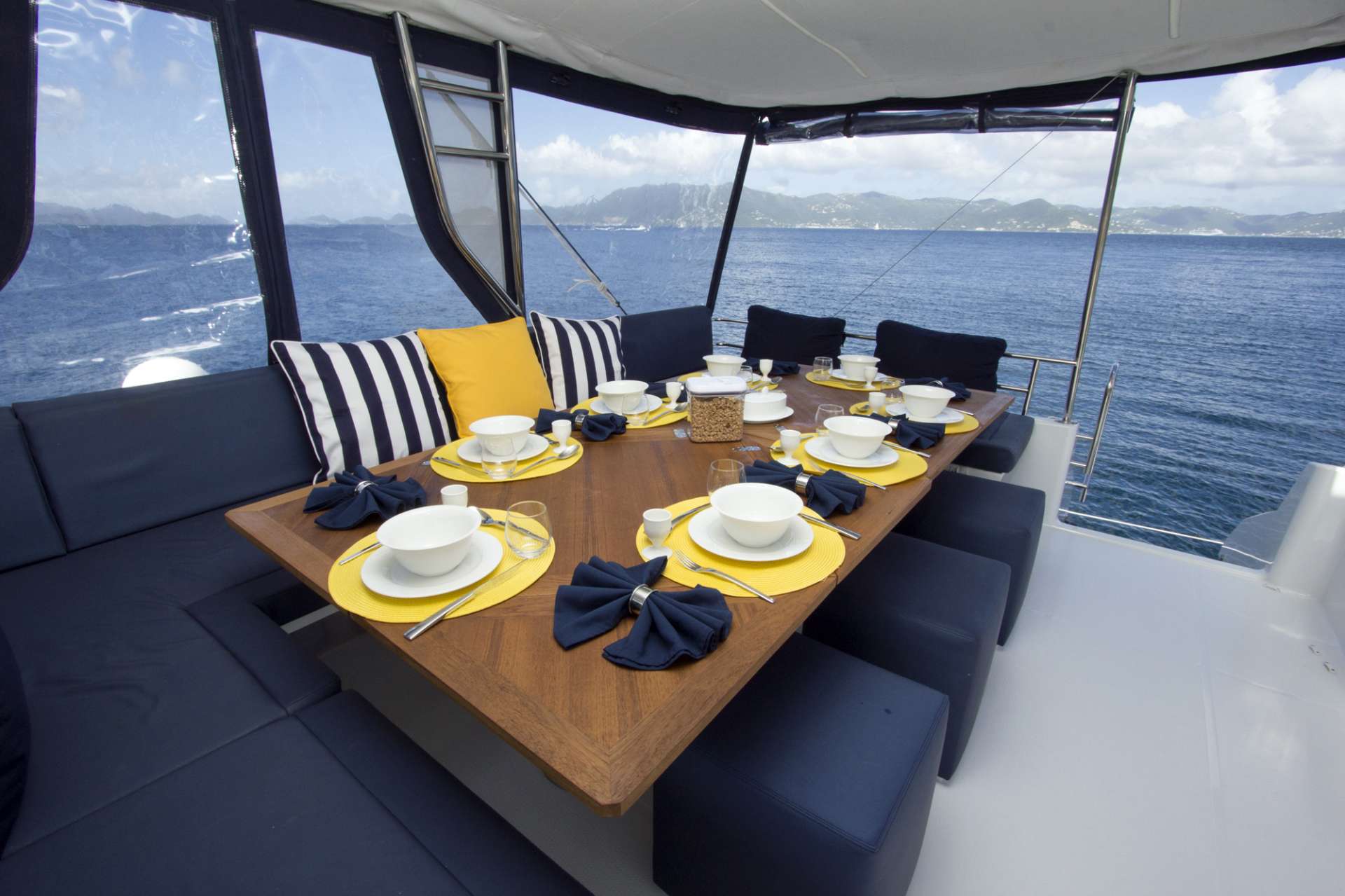 alfresco dining setup.jpg