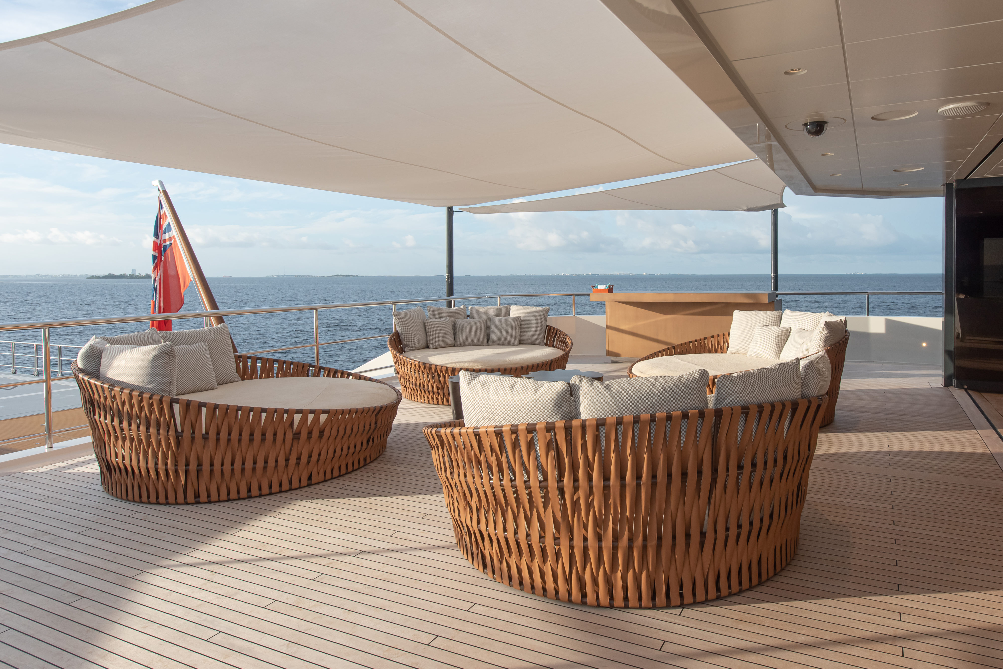 alfresco seating .jpg