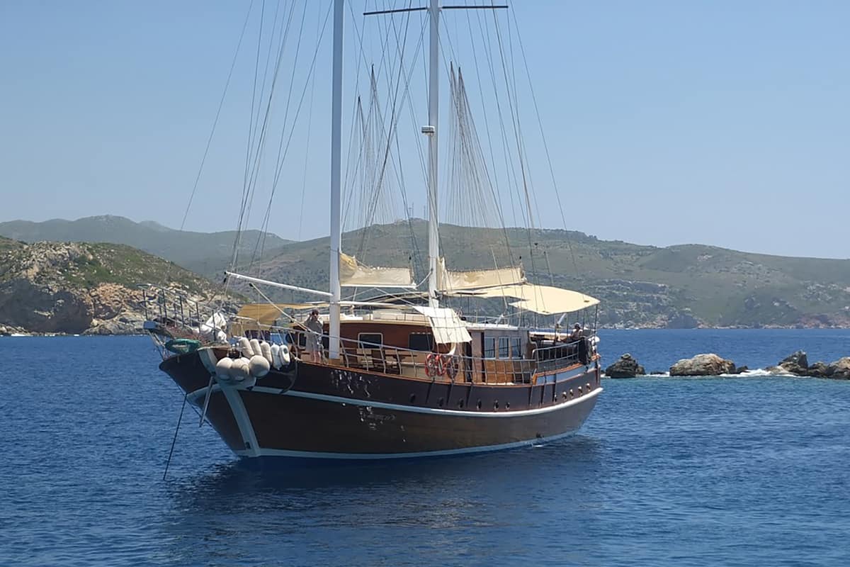 at anchor in the East Med.jpg