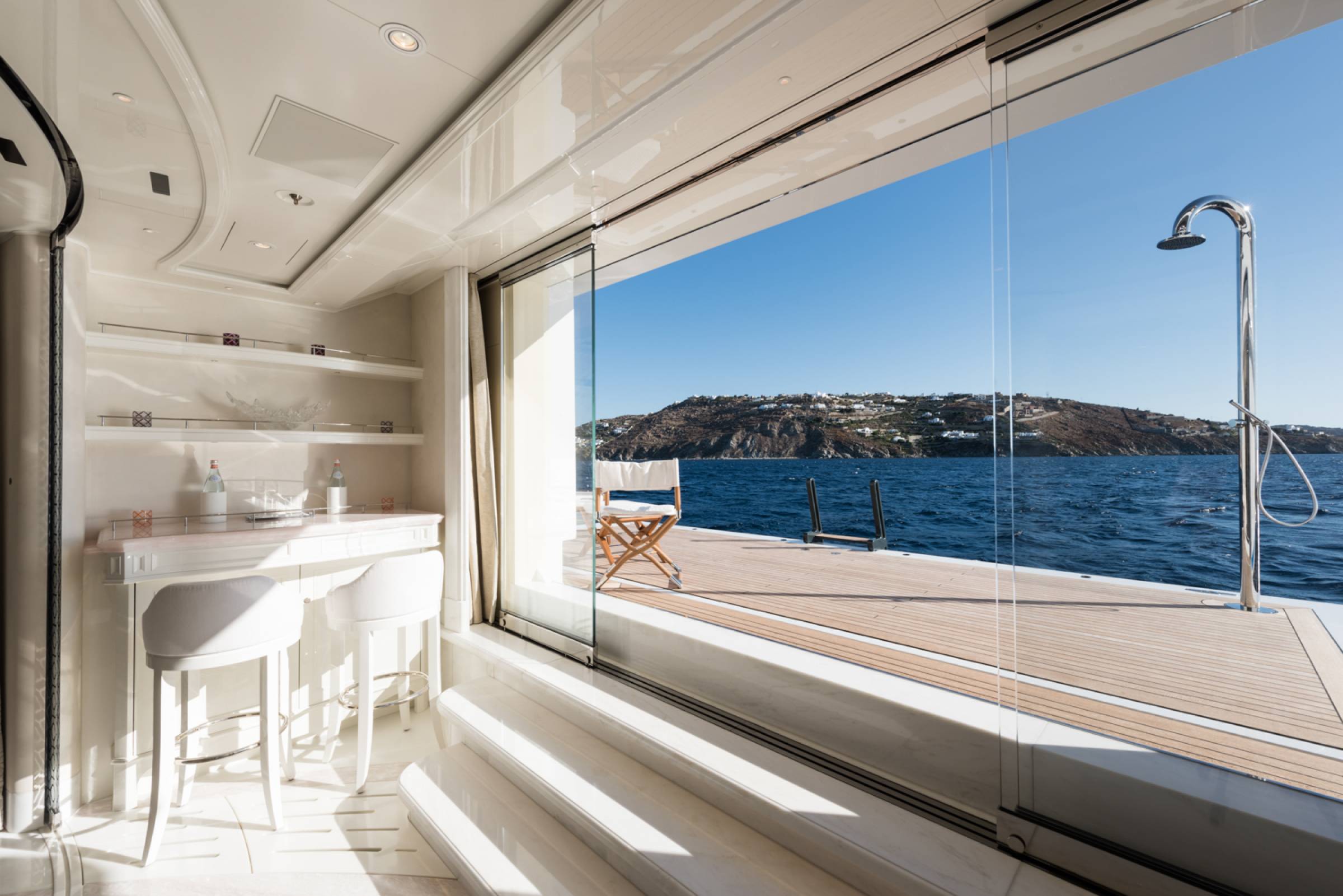 beach club amidships.jpg