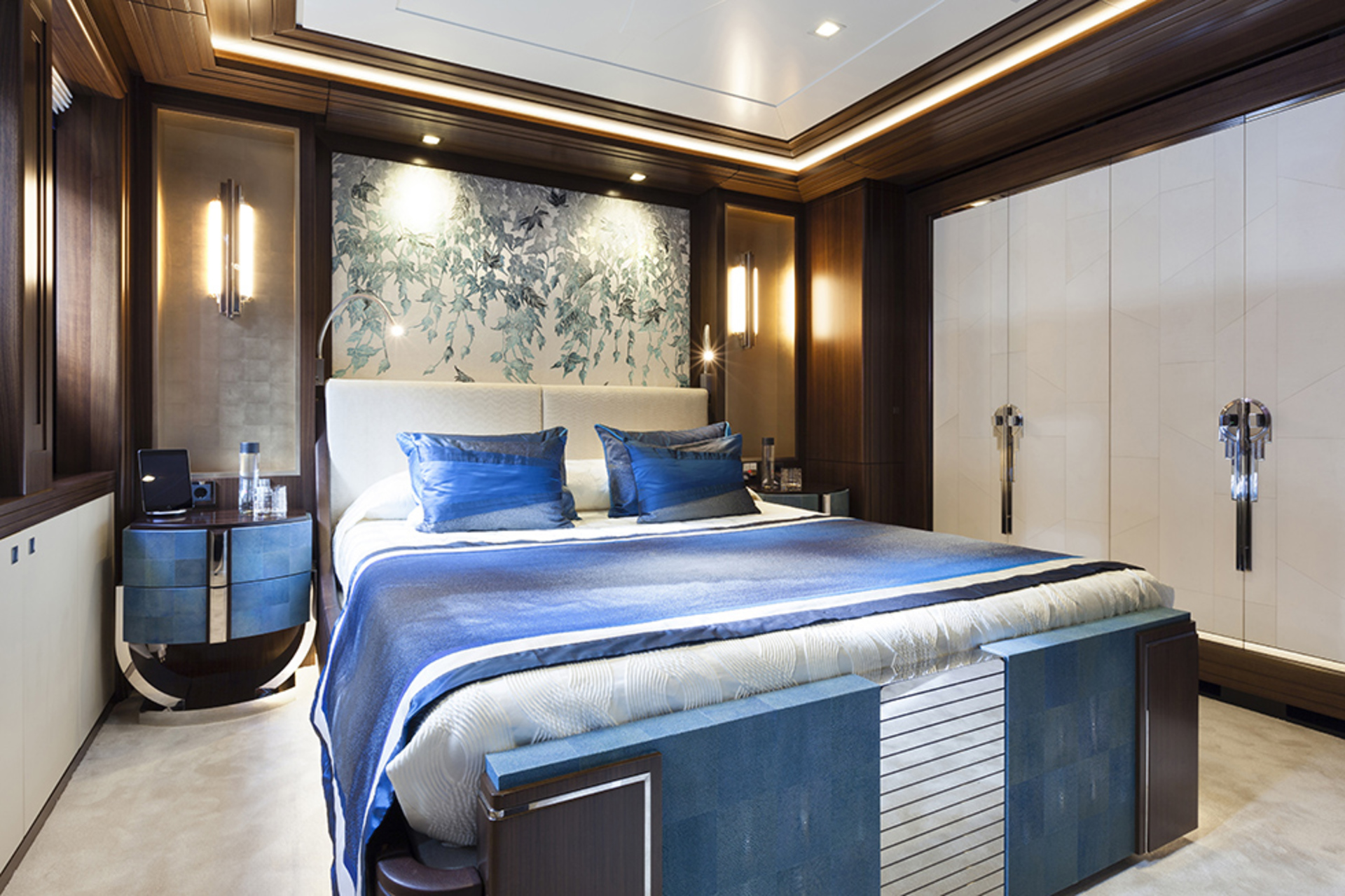 beautiful luxurious accommodation stateroom.jpg