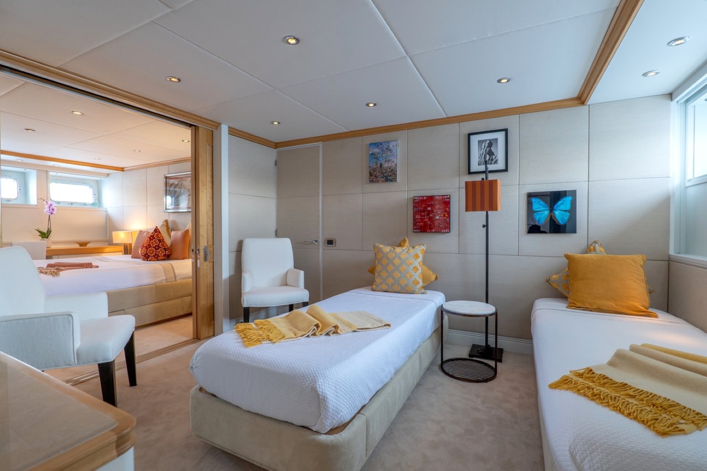 cabin with double bed 01.jpg