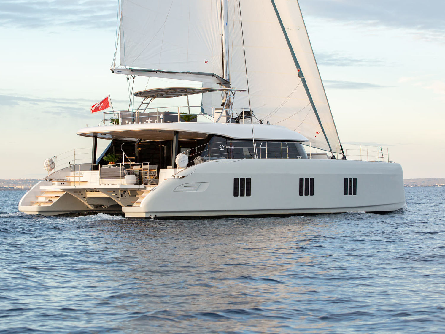catamaran yacht SUNBREEZE.jpg