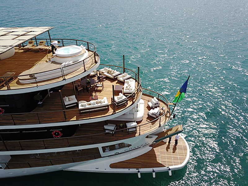 close up from above at the aft decks.jpg
