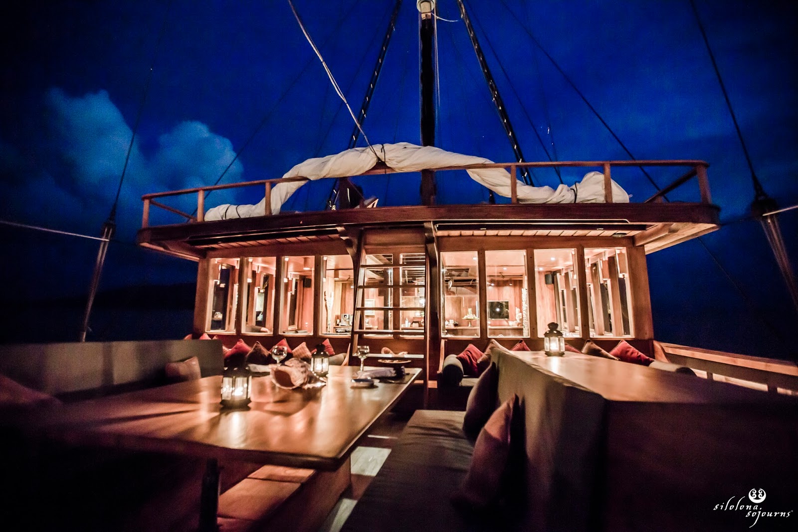 deck by night.jpg