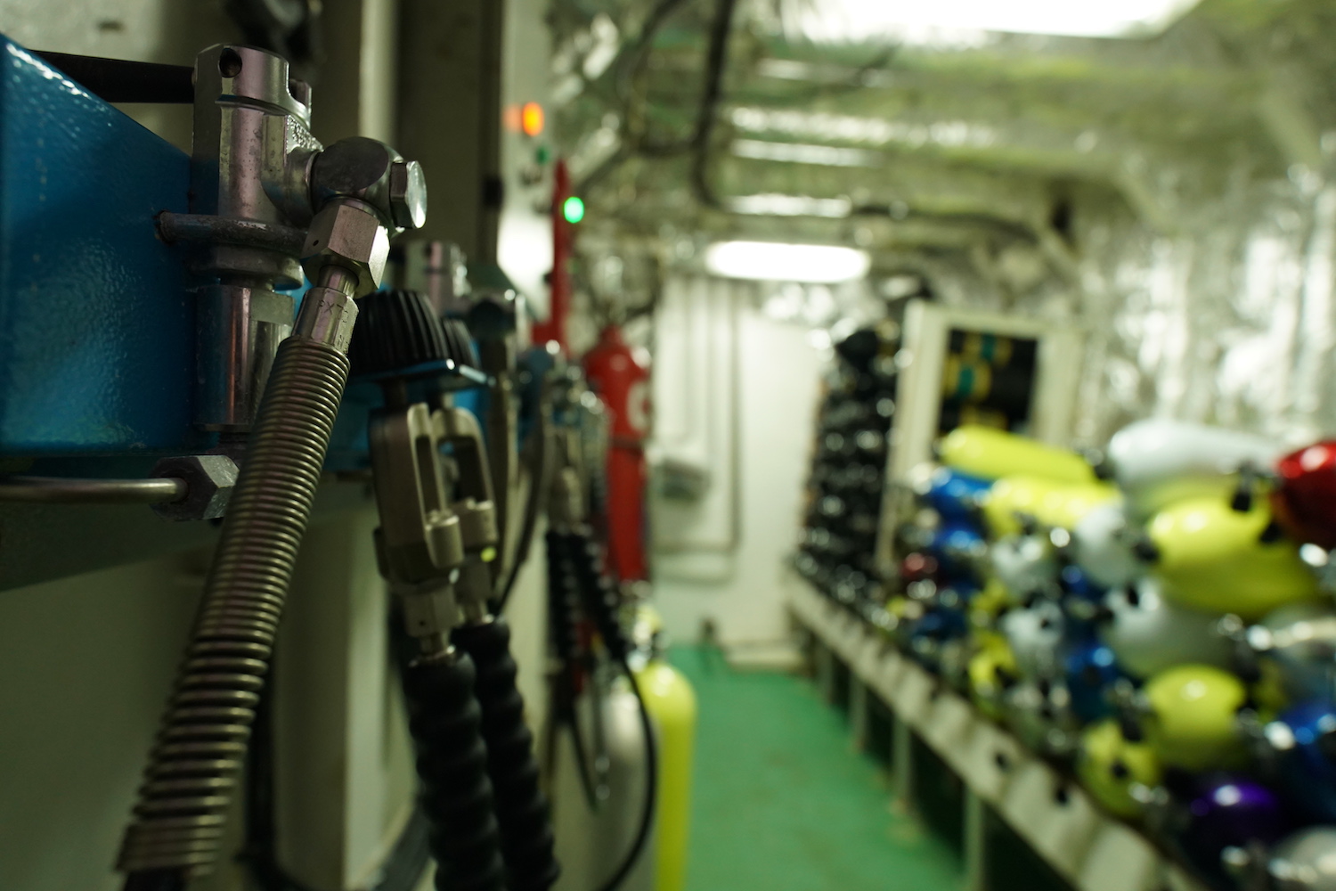 dive equipment storage detail.jpg