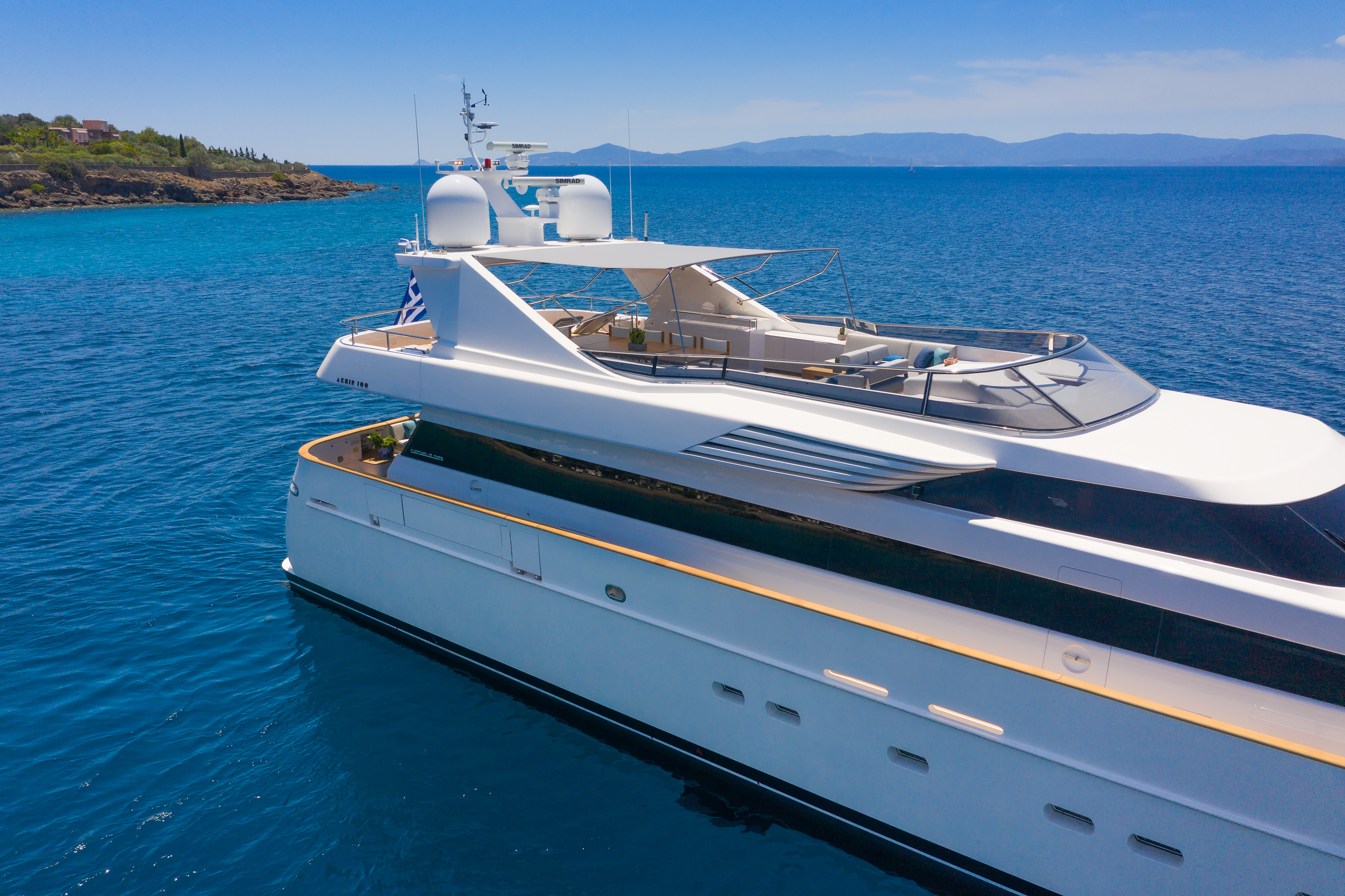 flybridge from above.jpg