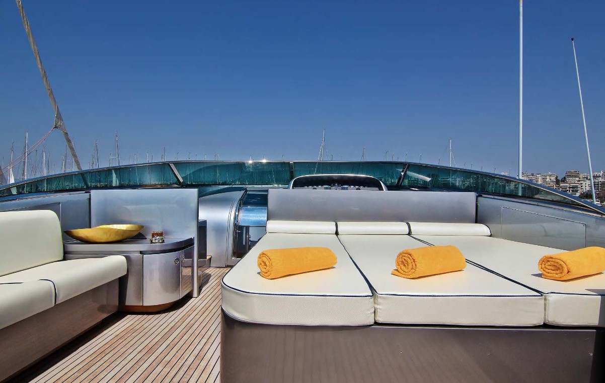 flybridge sunbathing.jpg