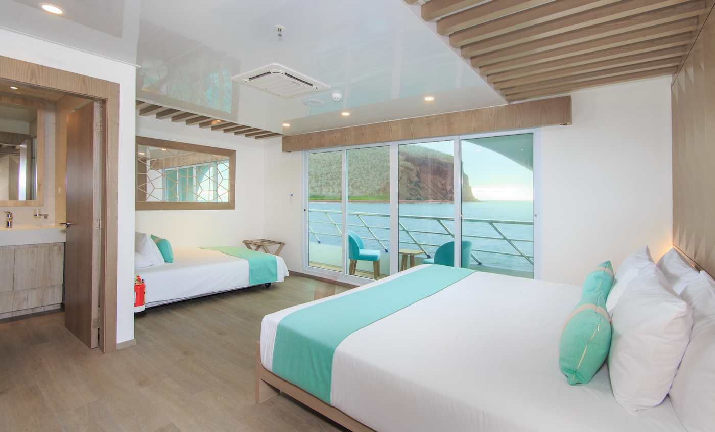 golden suite with extra bed.jpg