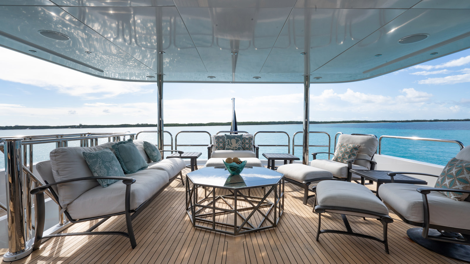 great seating areas - in The Bahamas.jpg