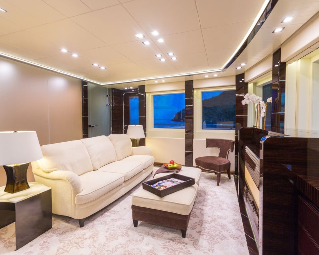 guest lounge area.jpg