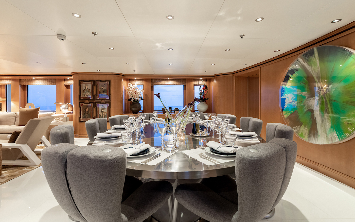 large dining table.jpg