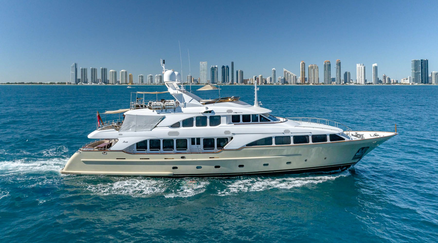 luxury motor yacht.jpg