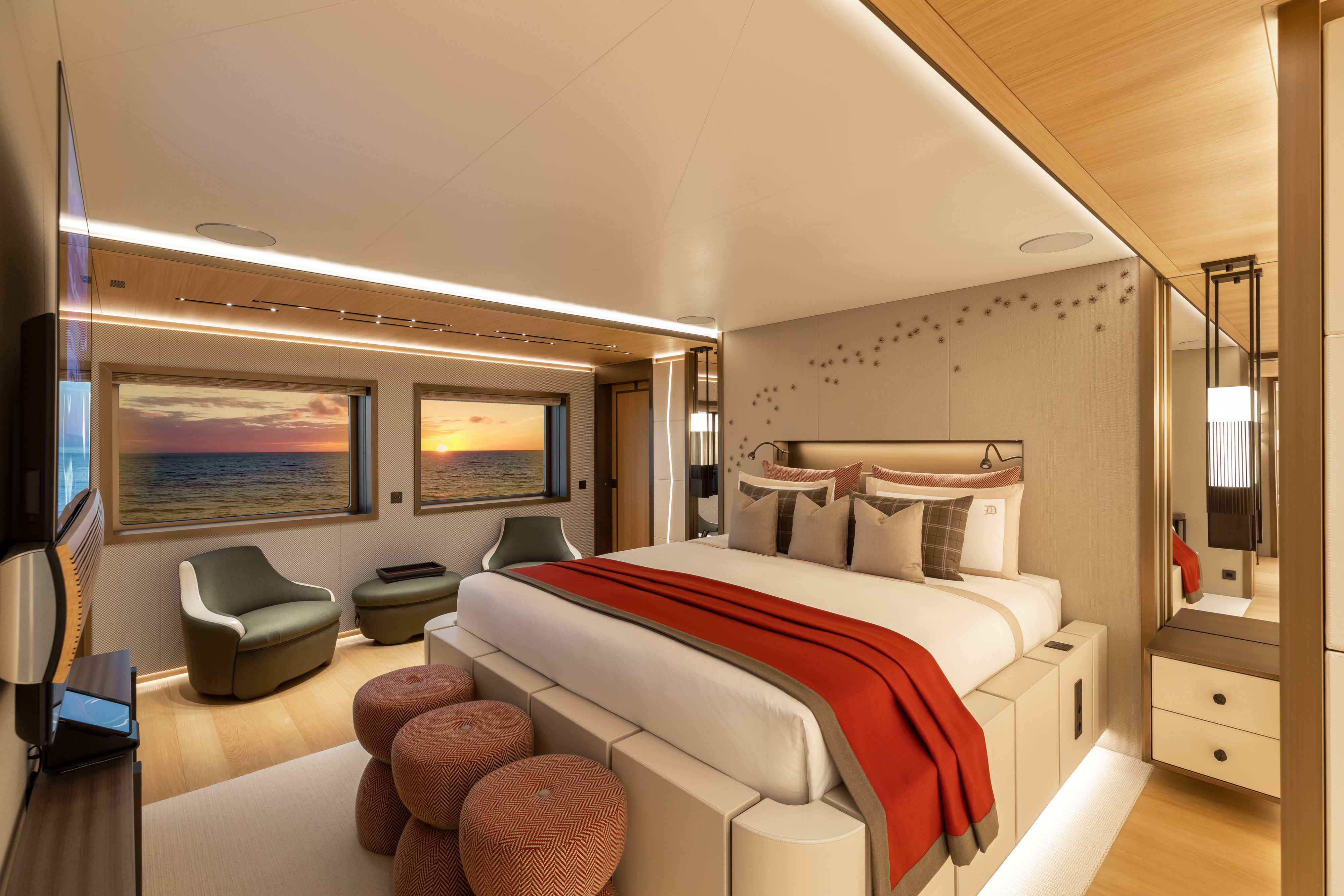 luxury stateroom .jpg